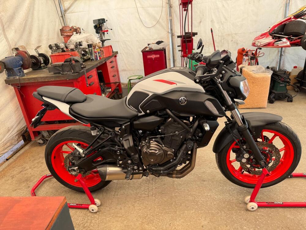 Yamaha MT-07 (2018 - 20) (4)