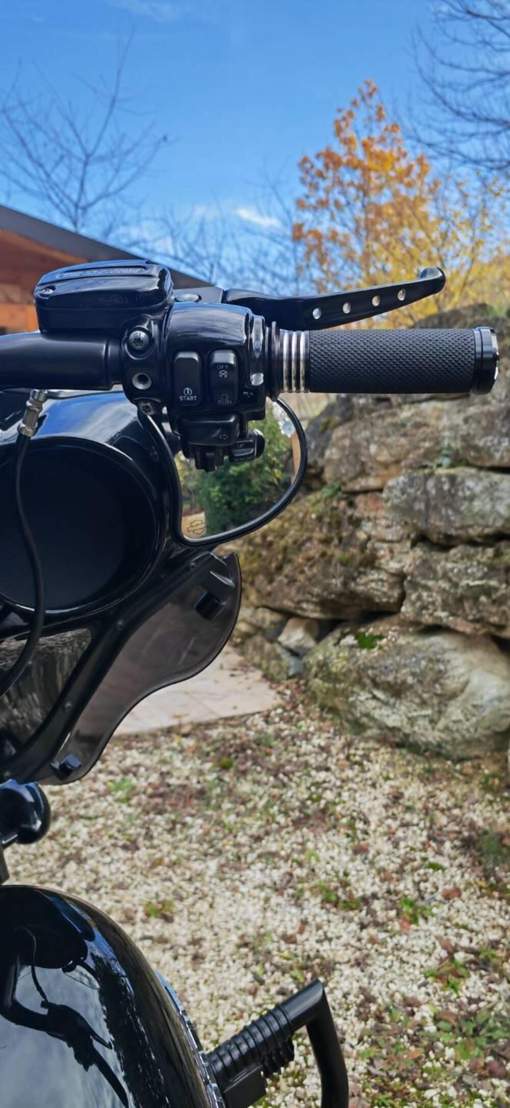 Harley-Davidson 1584 Street Glide (2008 - 10) - FLHX (11)