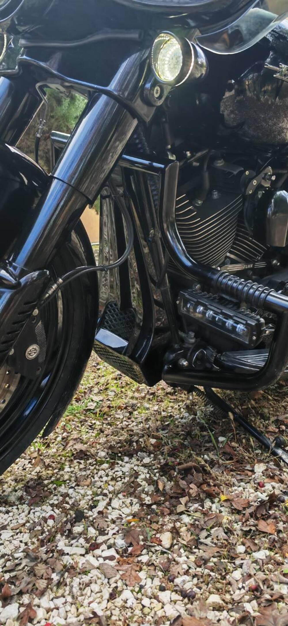 Harley-Davidson 1584 Street Glide (2008 - 10) - FLHX (13)