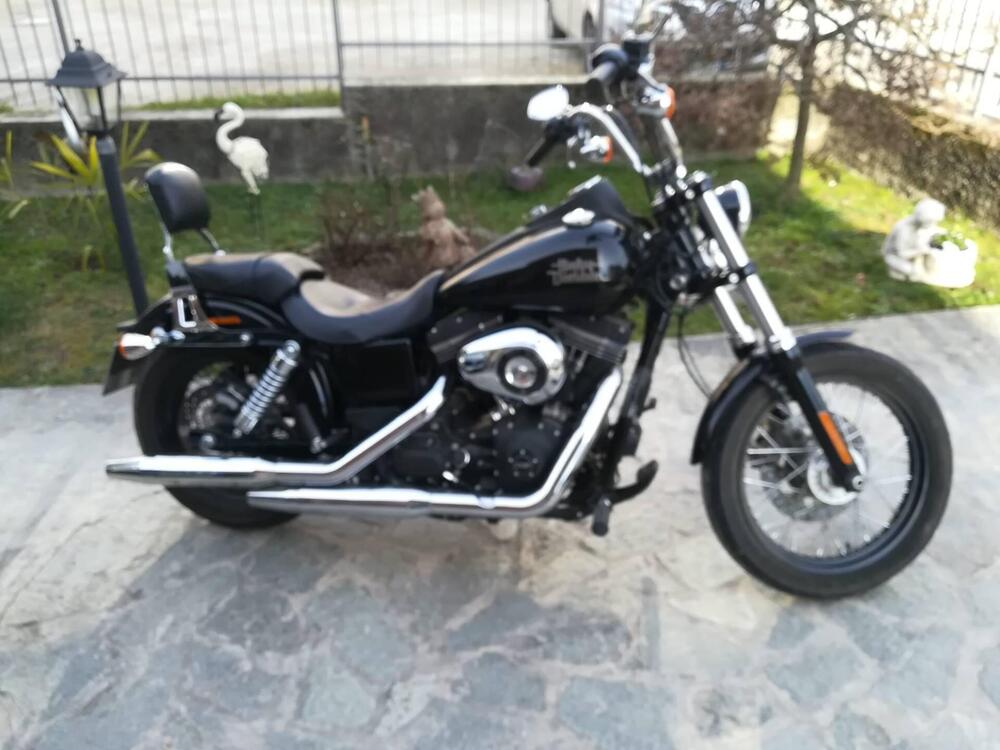 Harley-Davidson 1690 Street Bob Special (2015 - 16) - FXDB (4)