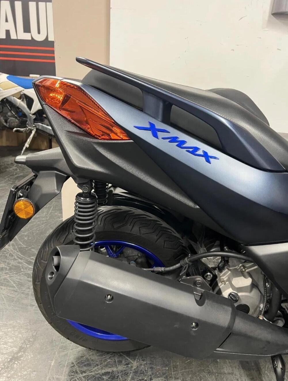 Yamaha X-Max 300 (2021 - 24) (5)