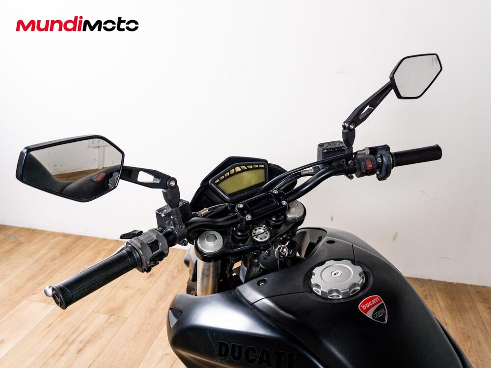 Ducati Hypermotard 796 (2012) (11)