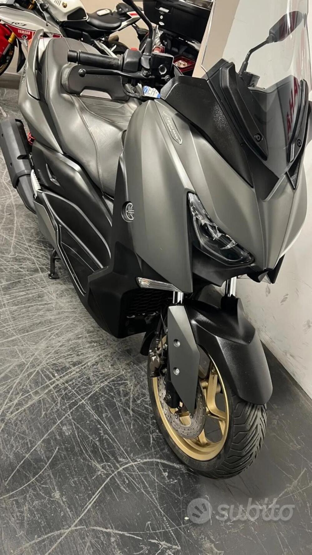 Yamaha X-Max 300 Tech Max (2020) (10)