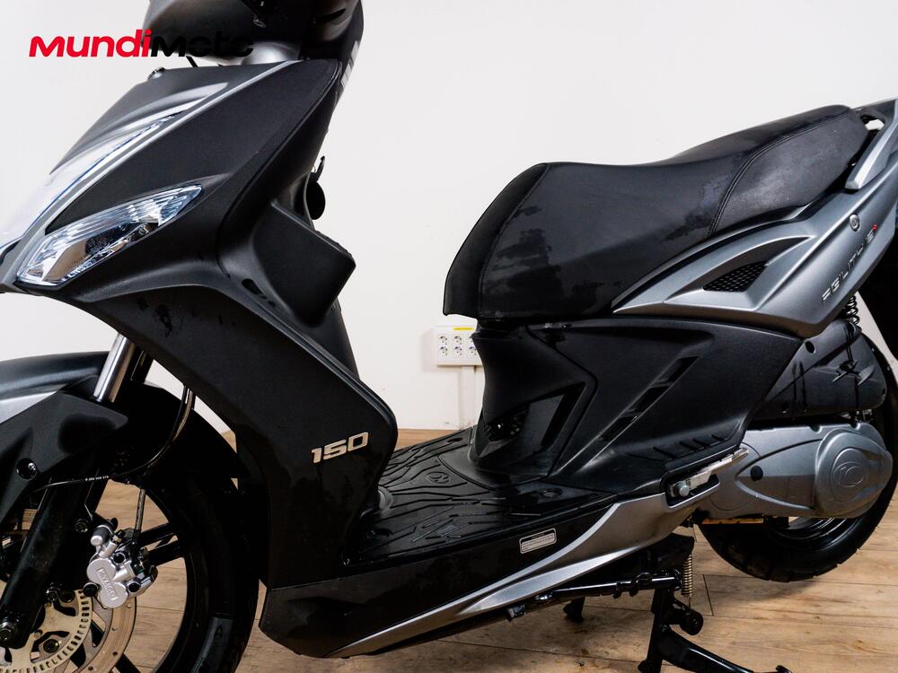 Kymco Agility 150 R16 (9)