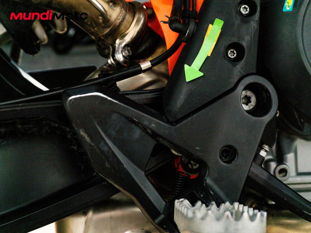 KTM 890 Adventure R (2023 - 24) (18)