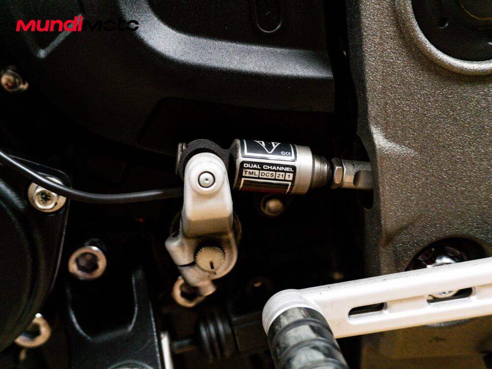 Triumph Speed Triple 1050 S ABS (2016 - 17) (16)