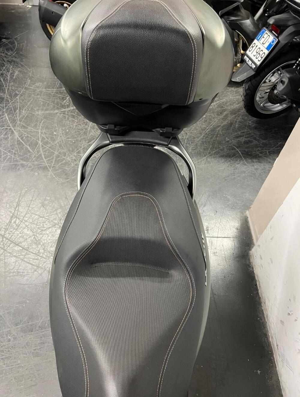Piaggio Beverly 350 SportTouring ie ABS (2011 - 17) (7)