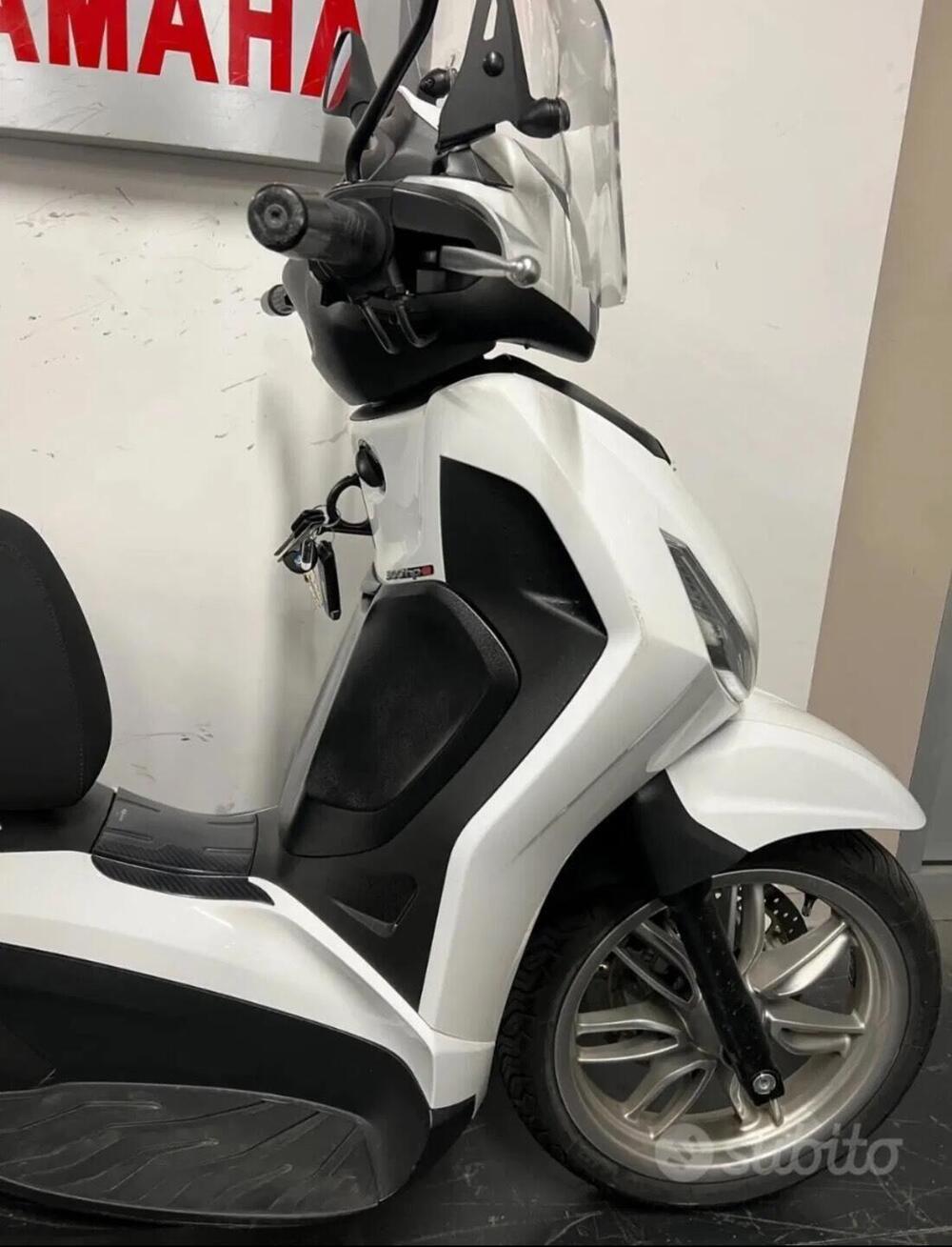 Piaggio Beverly 300 S ABS-ASR (2021 - 25) (6)