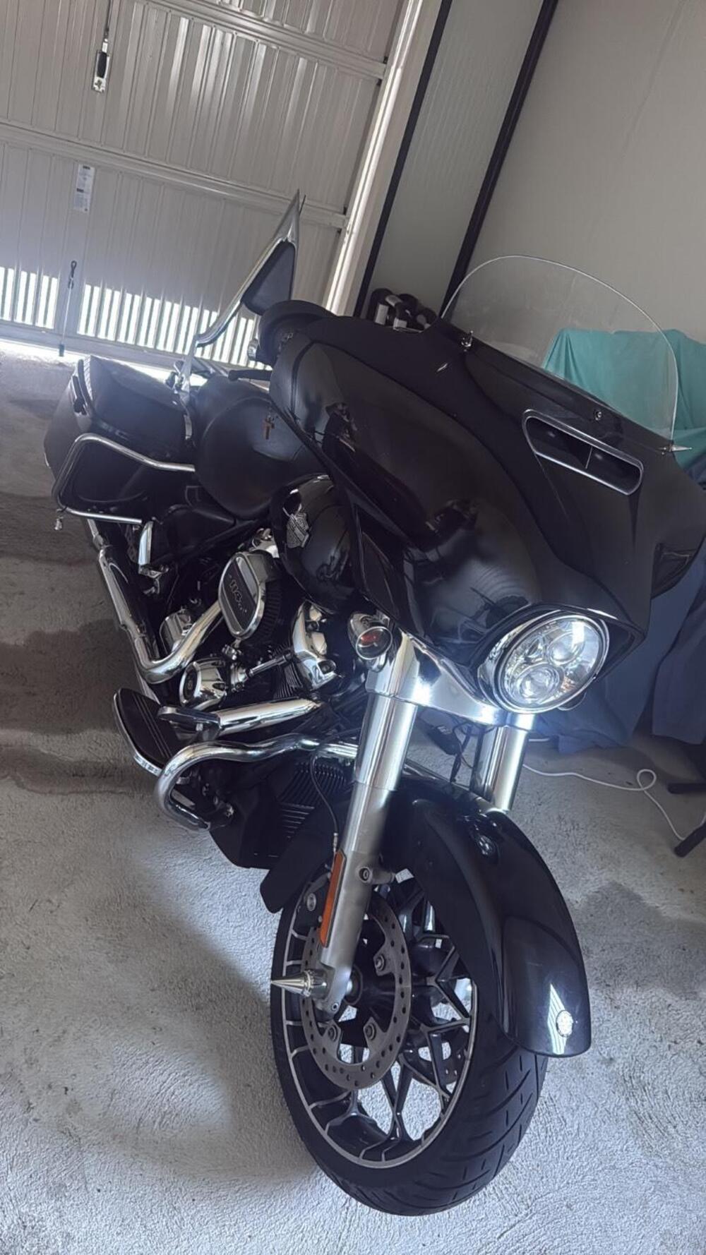 Harley-Davidson Street Glide Special (2021 - 23) (2)