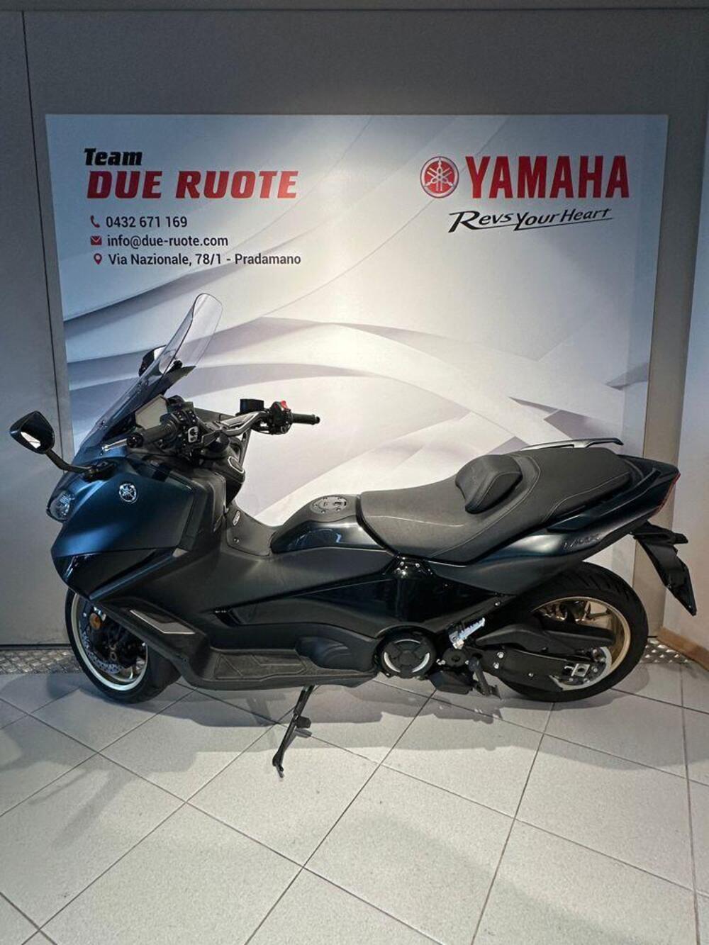 Yamaha T-Max 560 Tech Max (2022 - 24) (2)