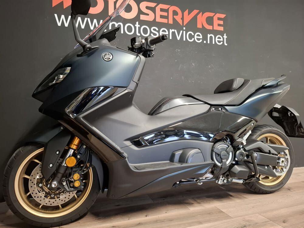 Yamaha T-Max 560 Tech Max (2022 - 24) (2)