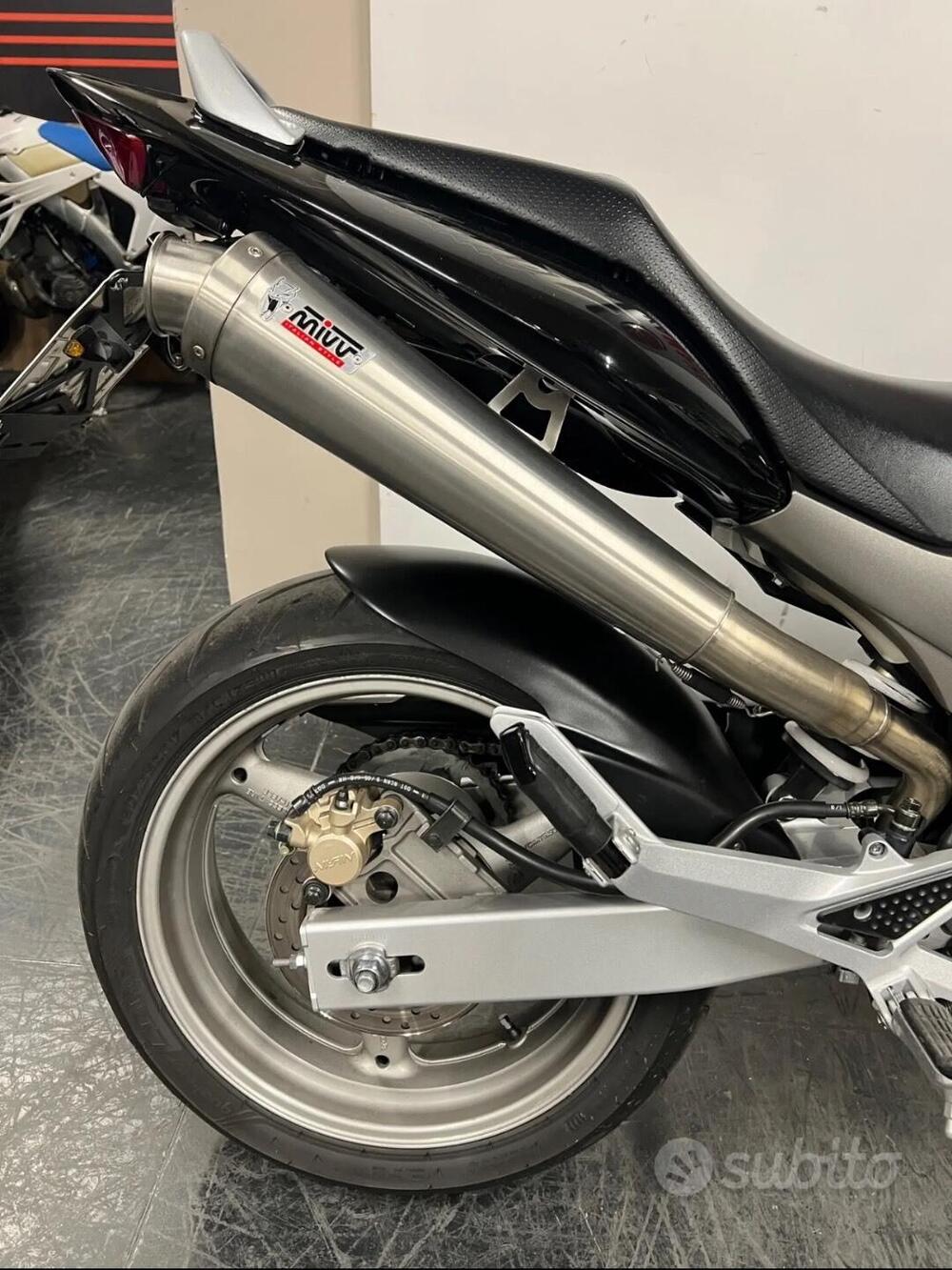 Honda Hornet 600 (2007 - 10) (5)