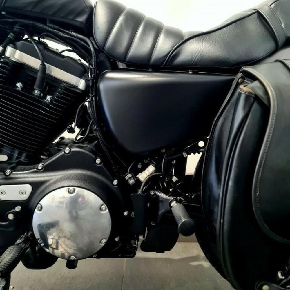 Harley-Davidson 883 Iron (2017 - 20) - XL 883N (11)