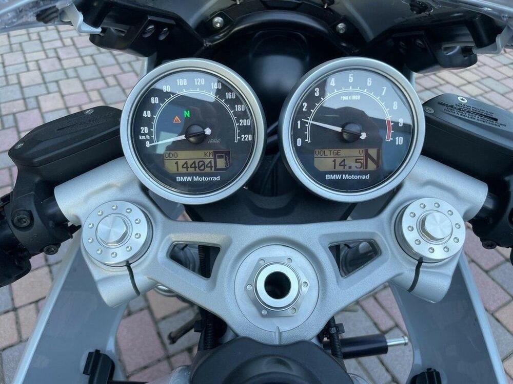 Bmw R nineT 1200 Racer (2017 - 20) (6)