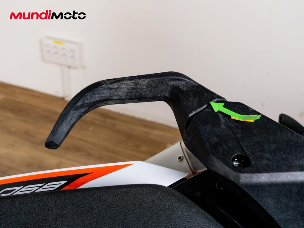 KTM 890 Adventure R (2023 - 24) (20)