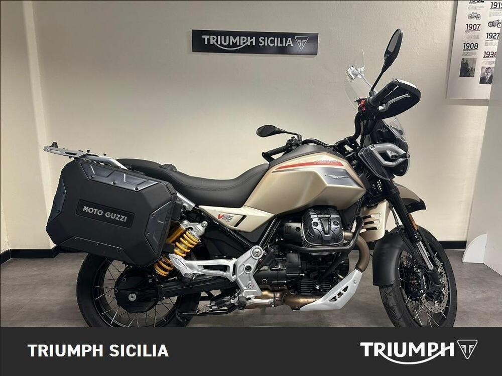Moto Guzzi V85 TT Travel (2024 - 26)