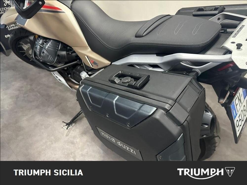 Moto Guzzi V85 TT Travel (2024 - 26) (7)