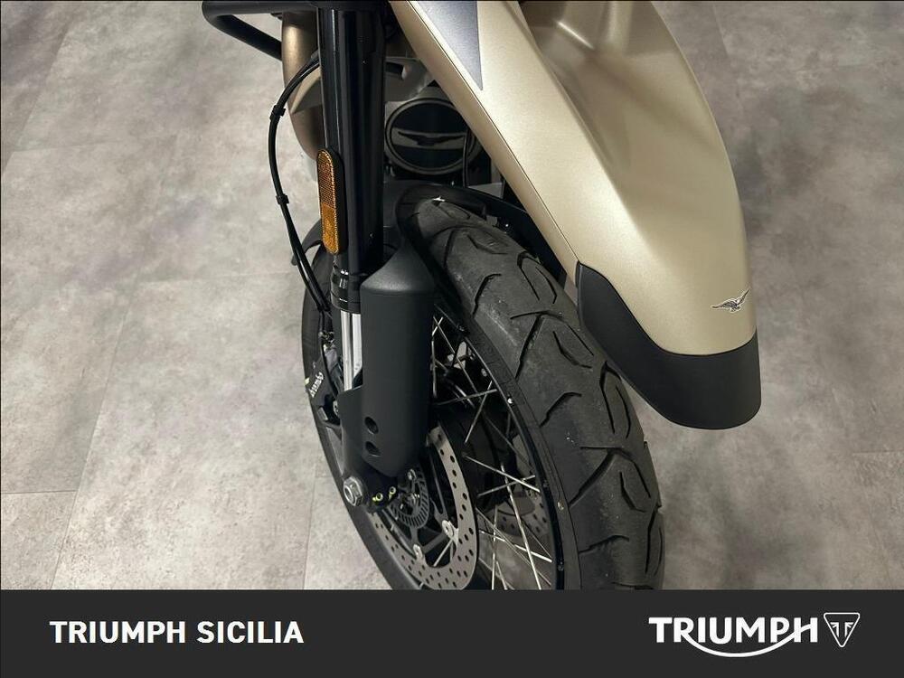 Moto Guzzi V85 TT Travel (2024 - 26) (11)