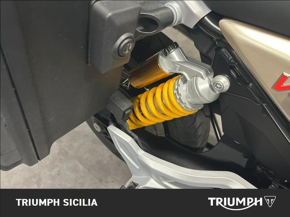 Moto Guzzi V85 TT Travel (2024 - 26) (8)