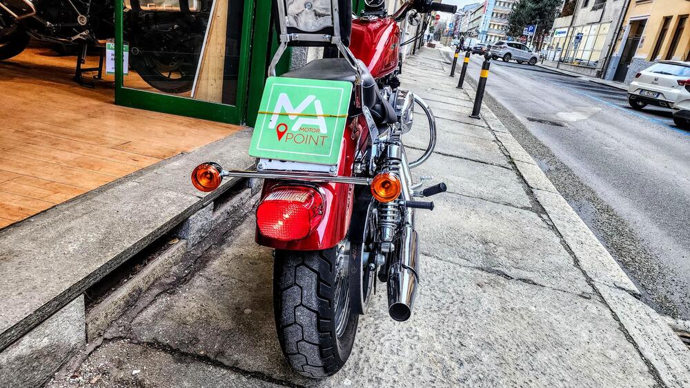 Harley-Davidson 883 Custom (2006 - 07) - XL 883C (5)