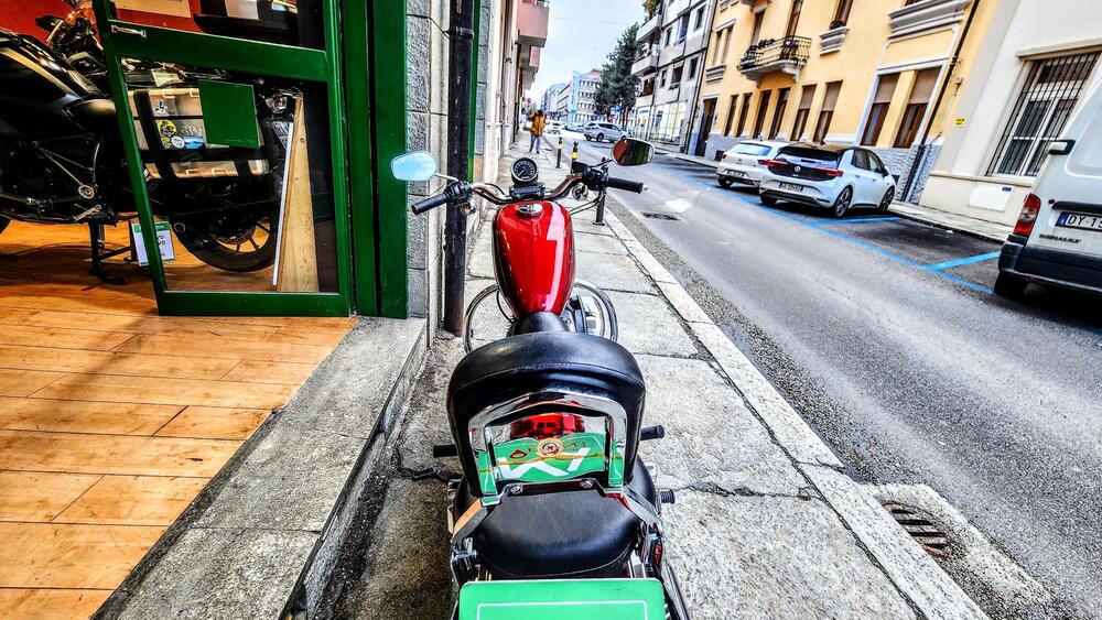 Harley-Davidson 883 Custom (2006 - 07) - XL 883C (17)