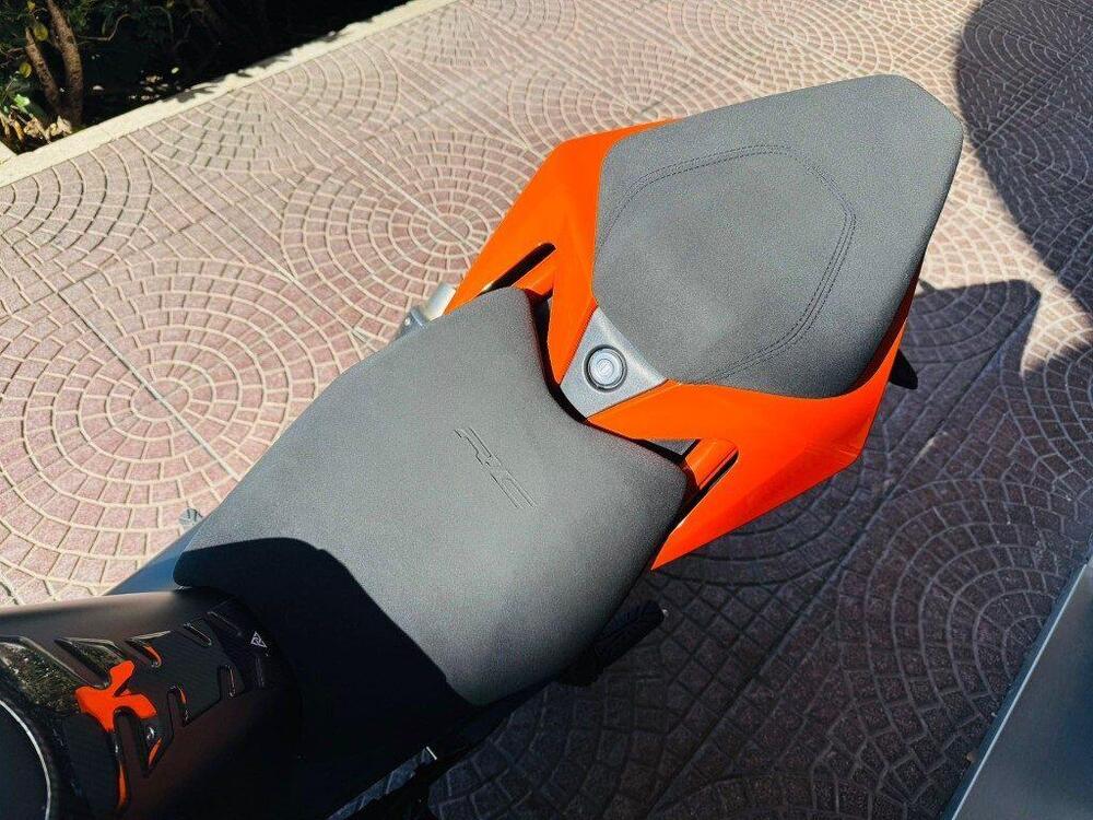 KTM RC 390 (2022 - 26) (7)