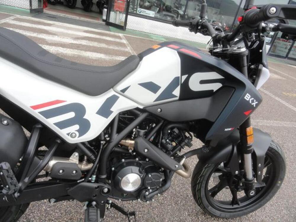 Benelli BKX 125 S (2026) (9)