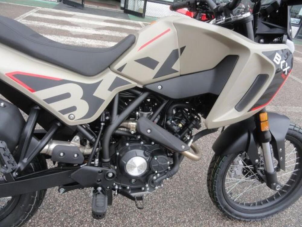 Benelli BKX 125 (2026) (9)