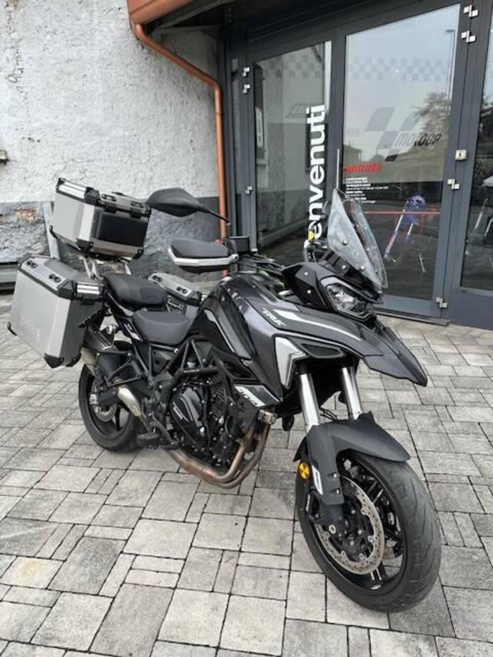 Benelli TRK 702 (2023 - 25) (2)