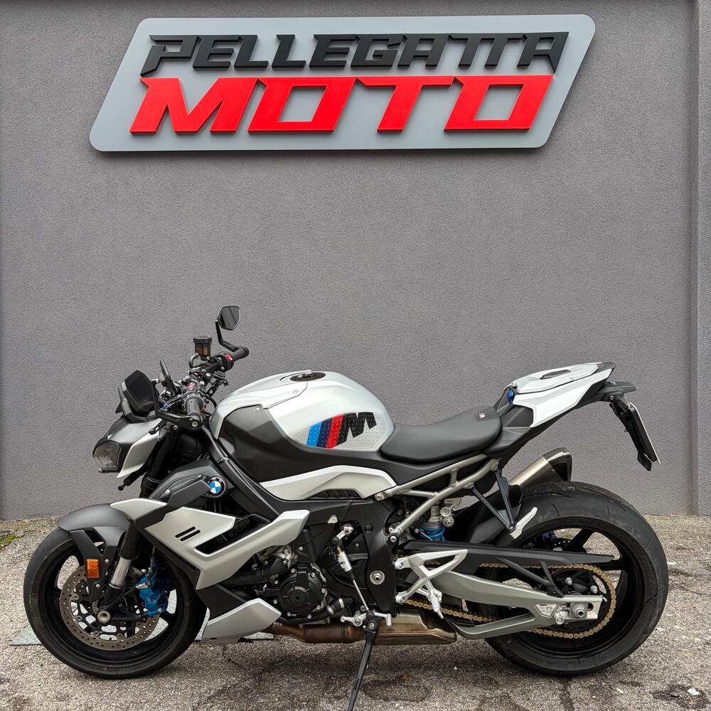 Bmw M 1000 R (2025 - 26)