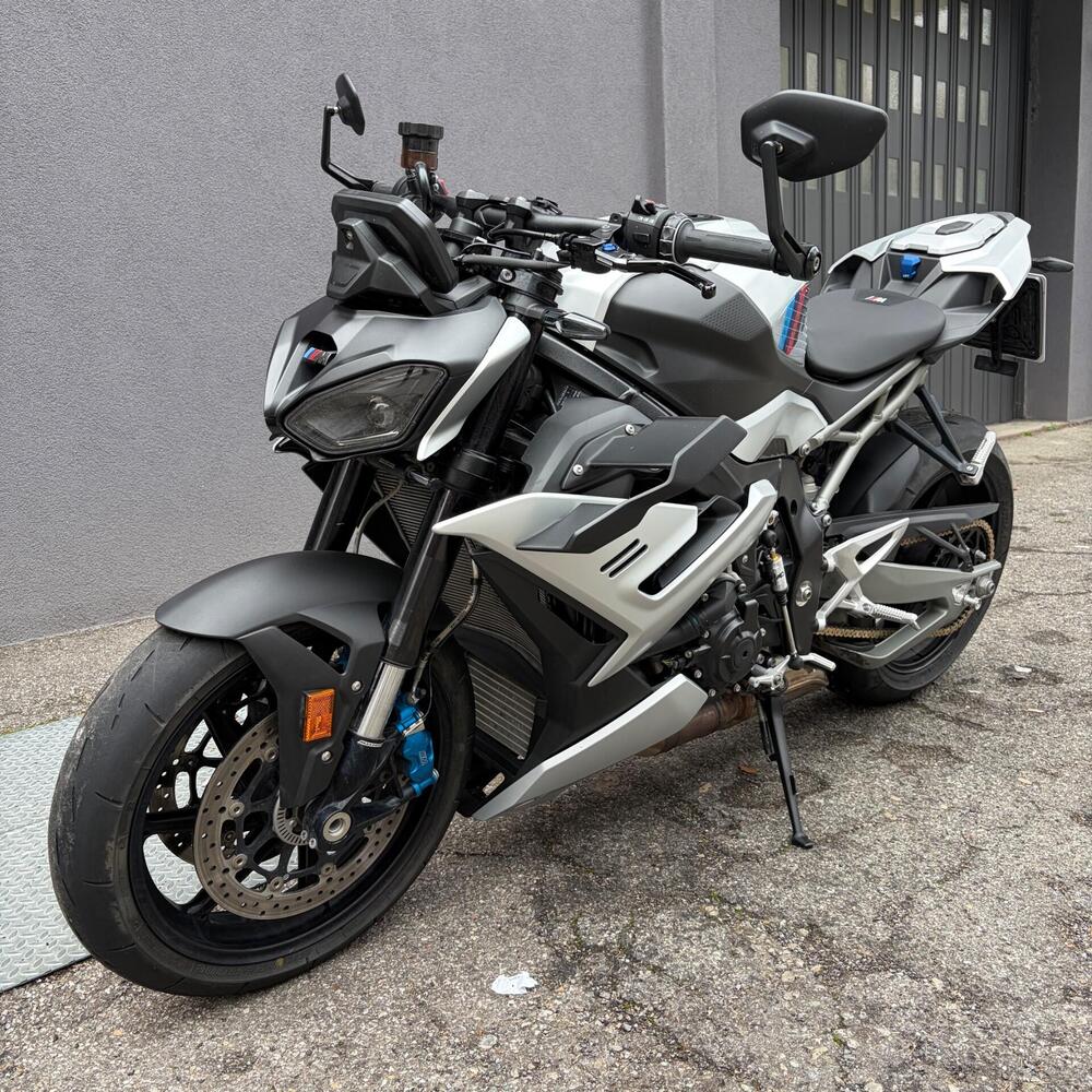 Bmw M 1000 R (2025 - 26) (2)