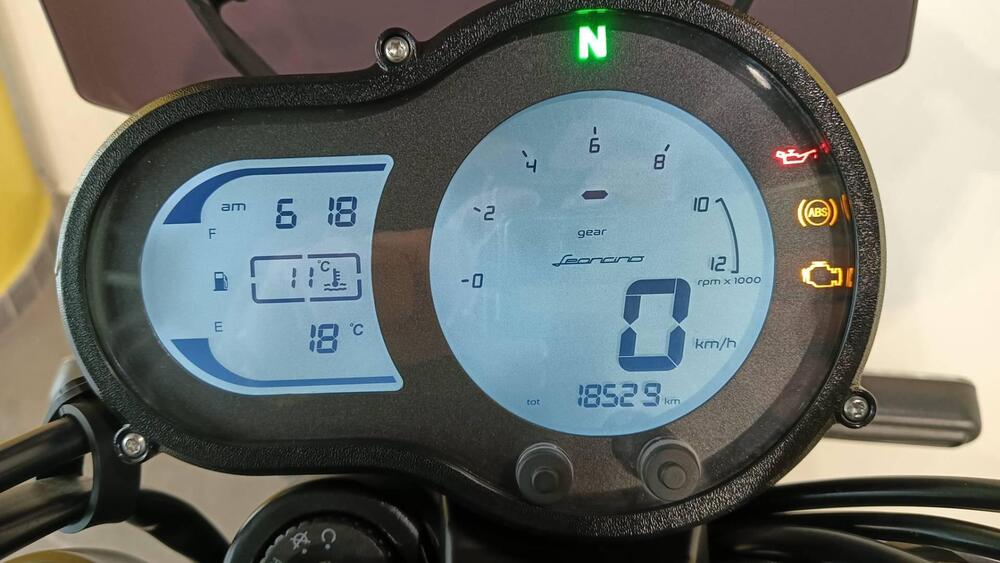 Benelli Leoncino 500 (2021 - 25) (6)