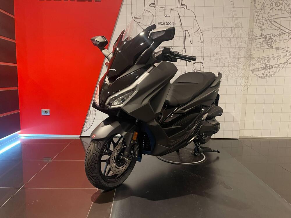 Honda Forza 350 (2025 - 26) (4)