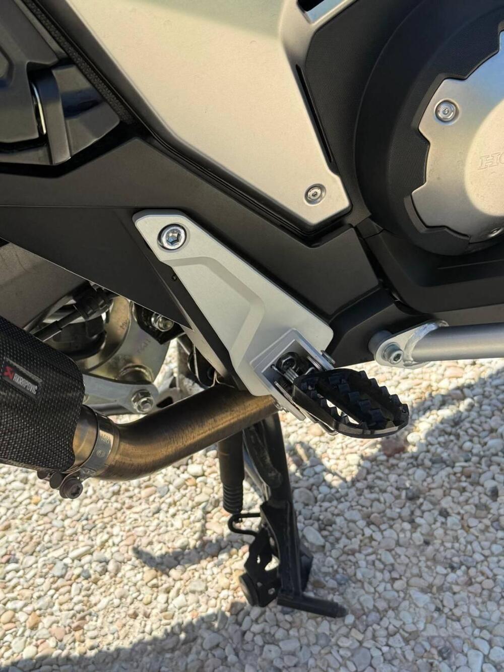 Honda X-ADV 750 DCT Adventure (2021 - 24) (5)