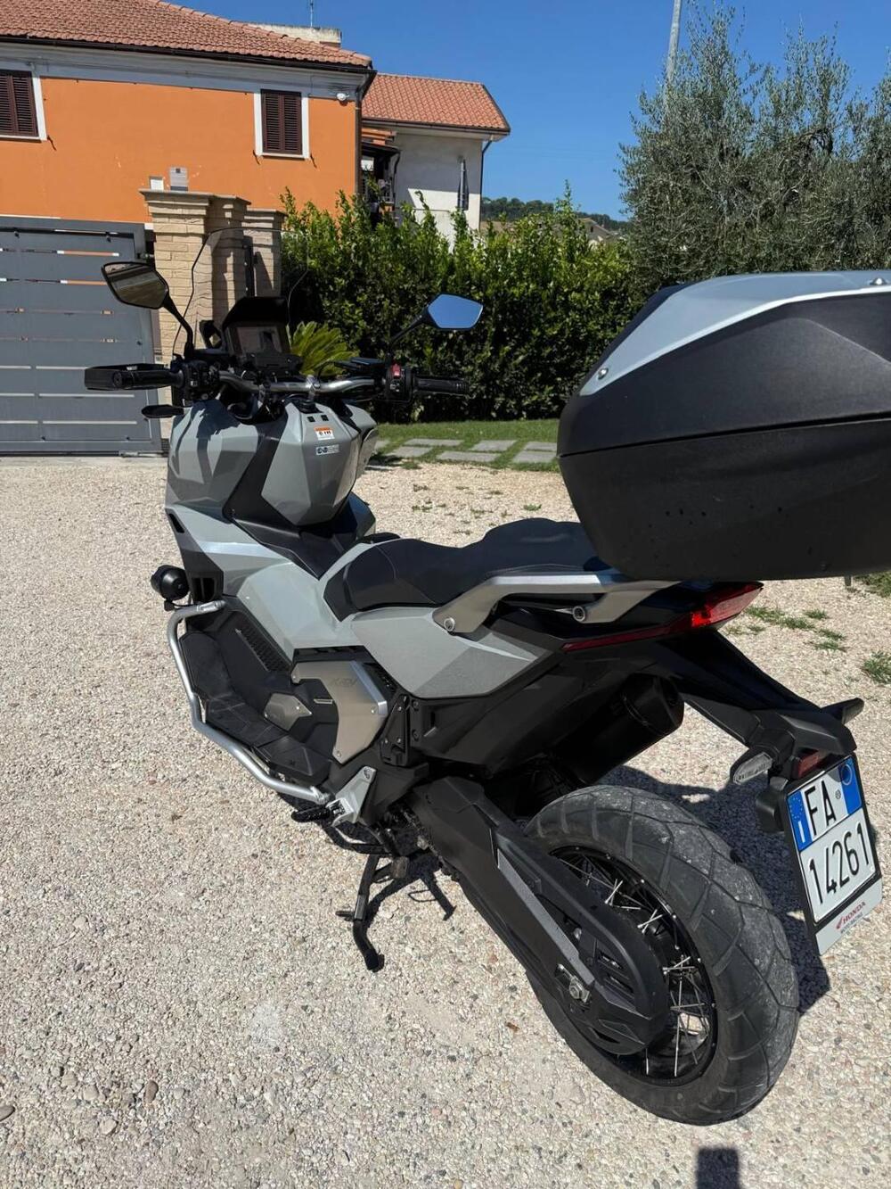 Honda X-ADV 750 DCT Adventure (2021 - 24) (4)