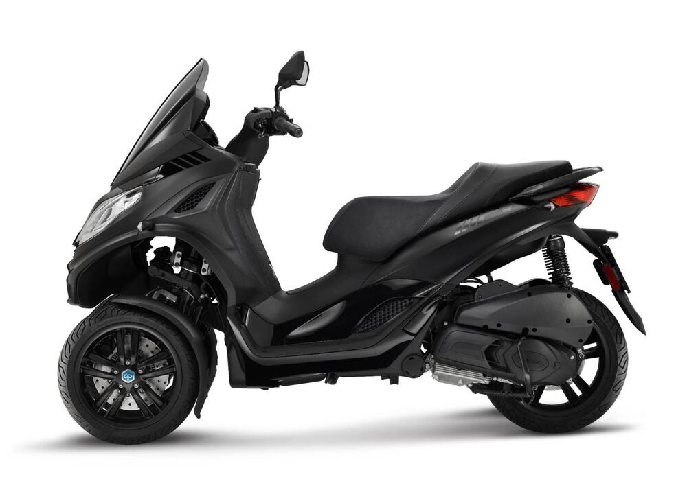 Piaggio MP3 300 ABS Hpe (2021 - 24) (2)
