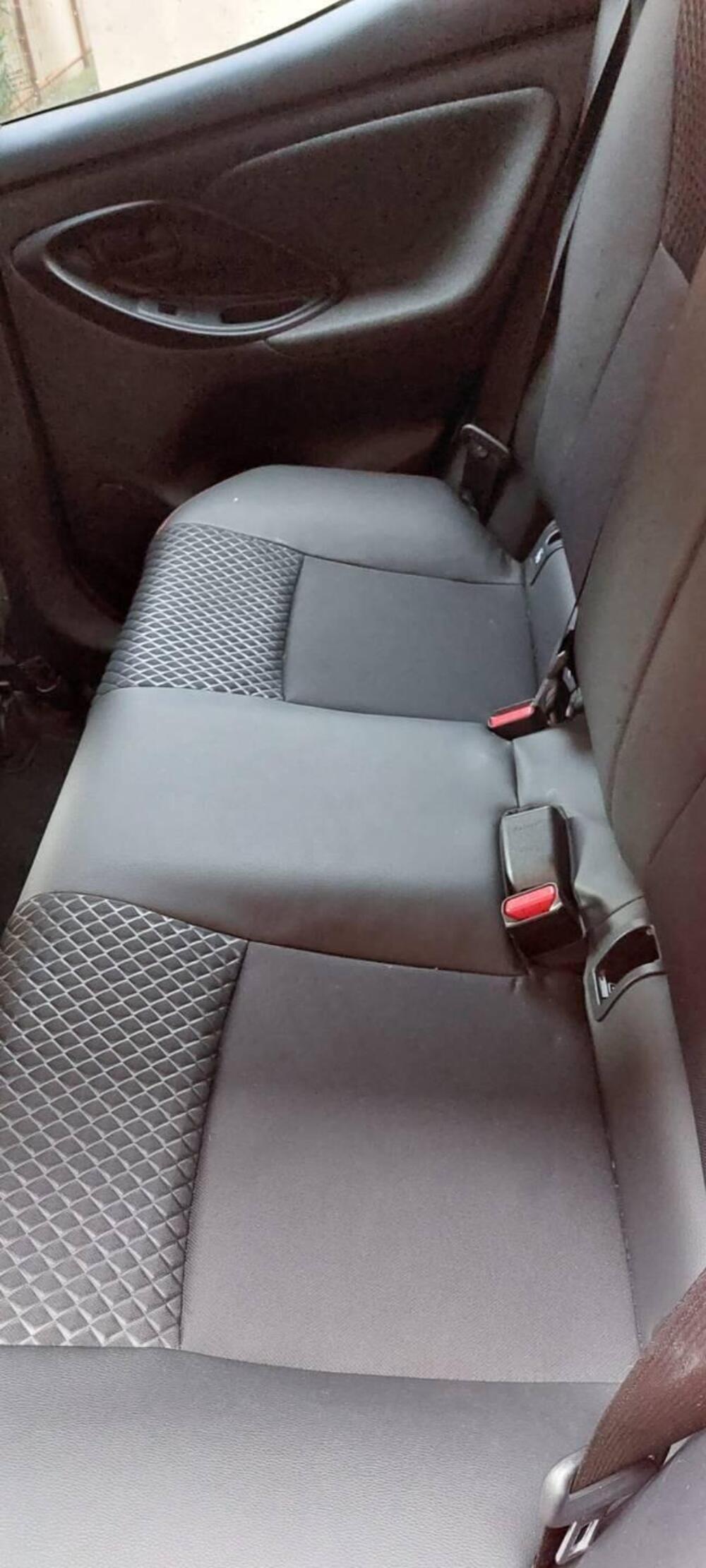 Toyota Yaris usata a Roma (6)