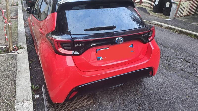 Toyota Yaris usata a Roma (2)