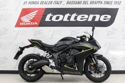 Honda CBR 650 R E-Clutch (2024 - 26) nuova