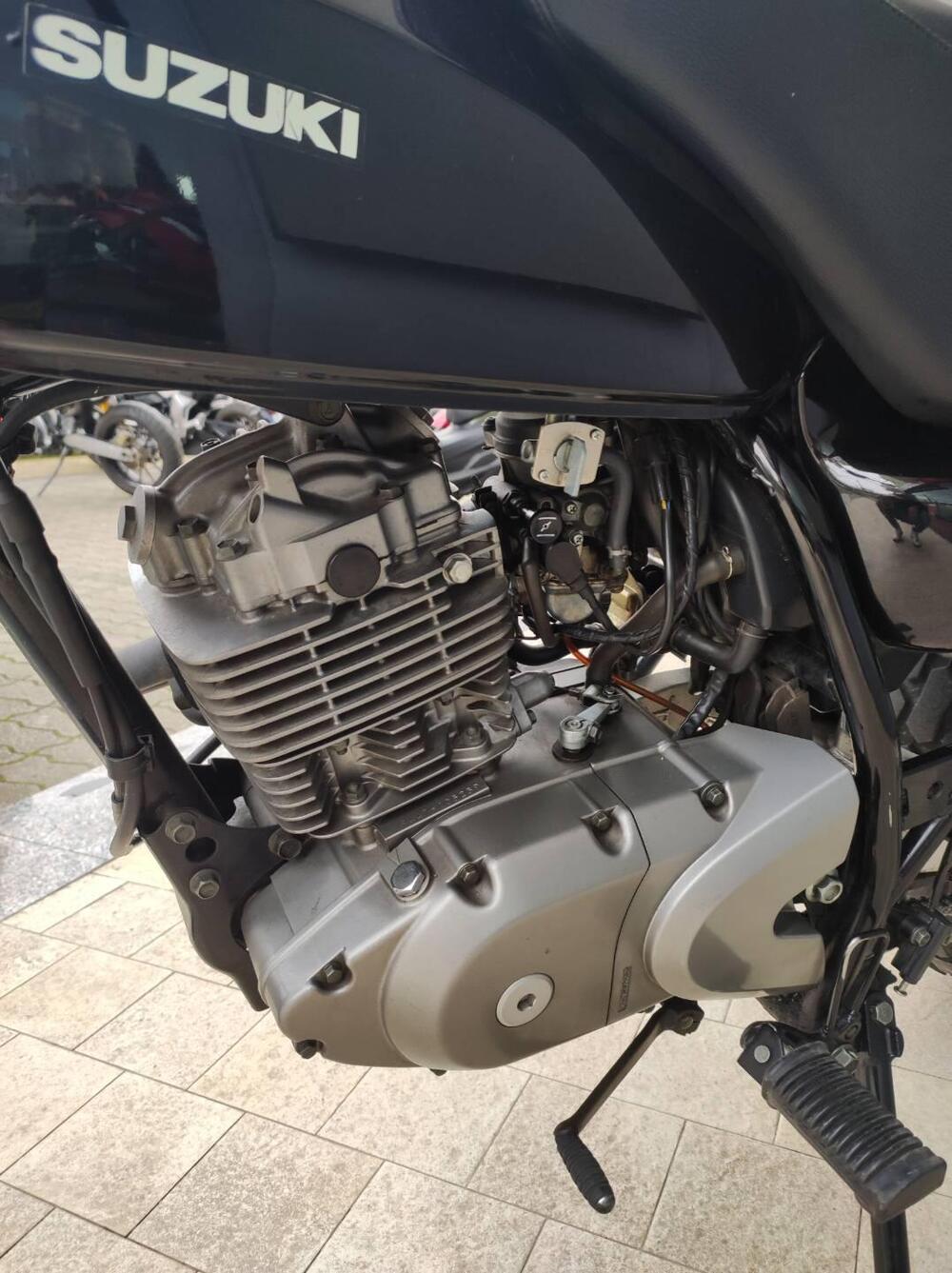 Suzuki Van Van RV 125 (2003 - 06) (6)