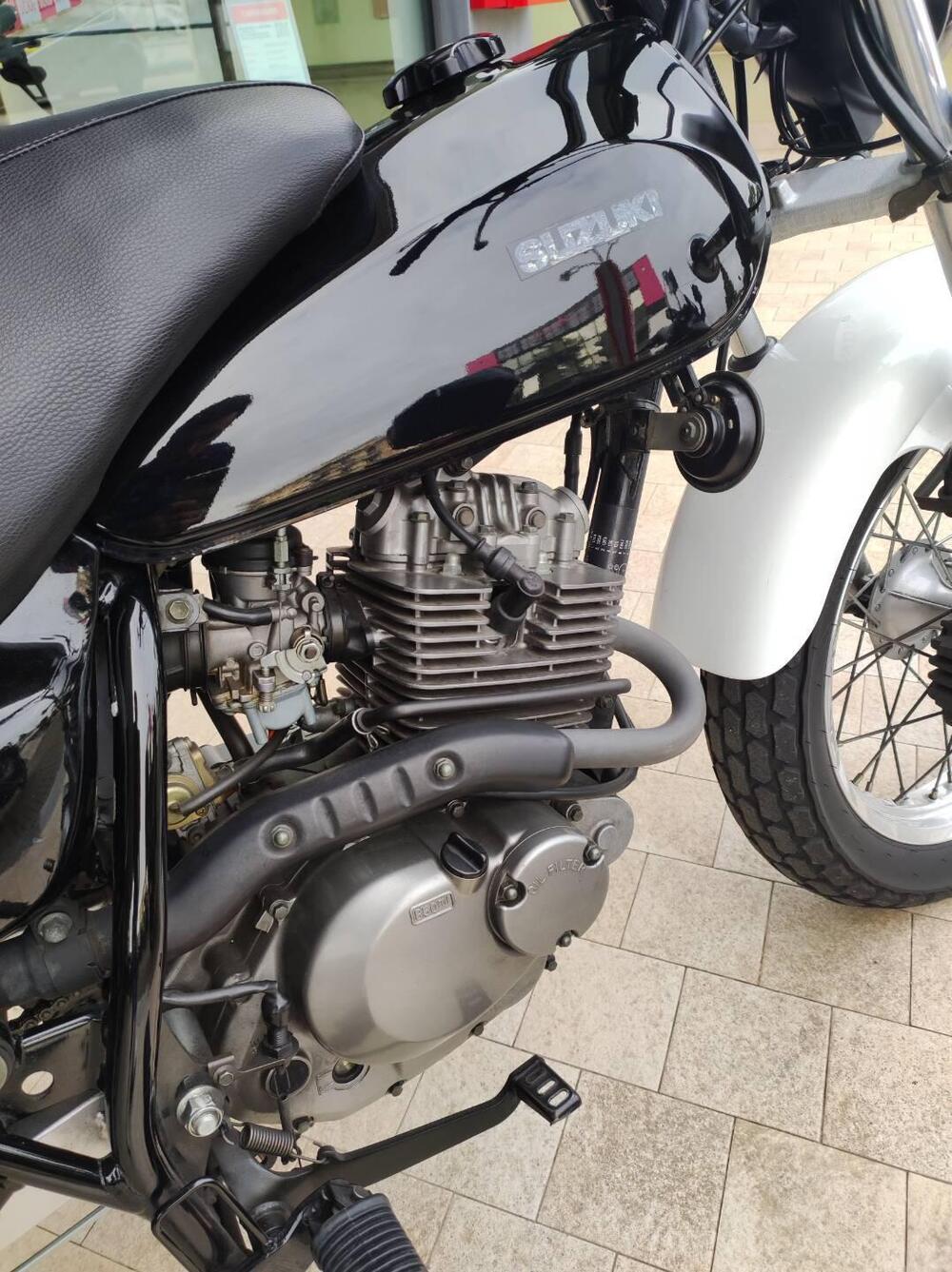 Suzuki Van Van RV 125 (2003 - 06) (10)