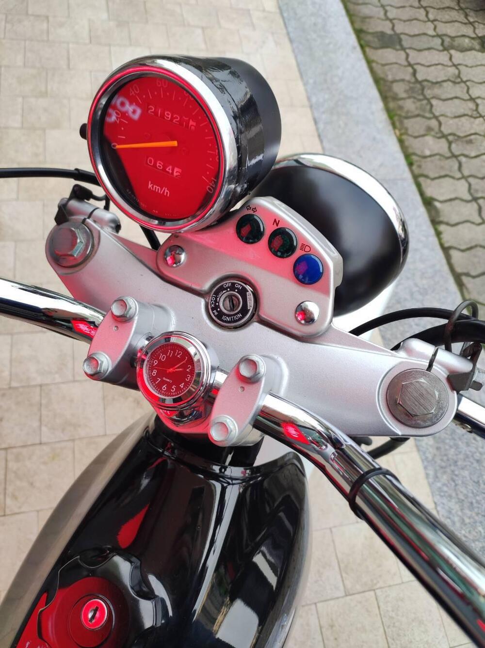 Suzuki Van Van RV 125 (2003 - 06) (15)