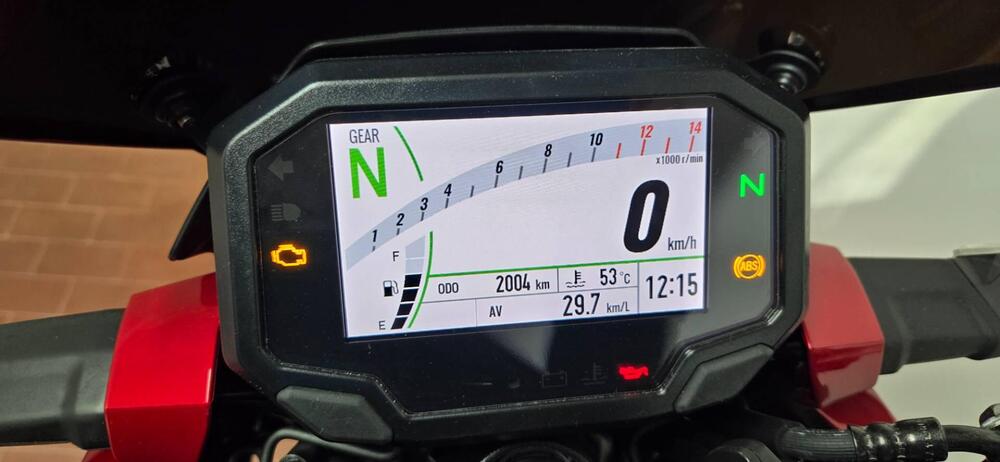 Kawasaki Z 500 SE (2024 - 26) (7)