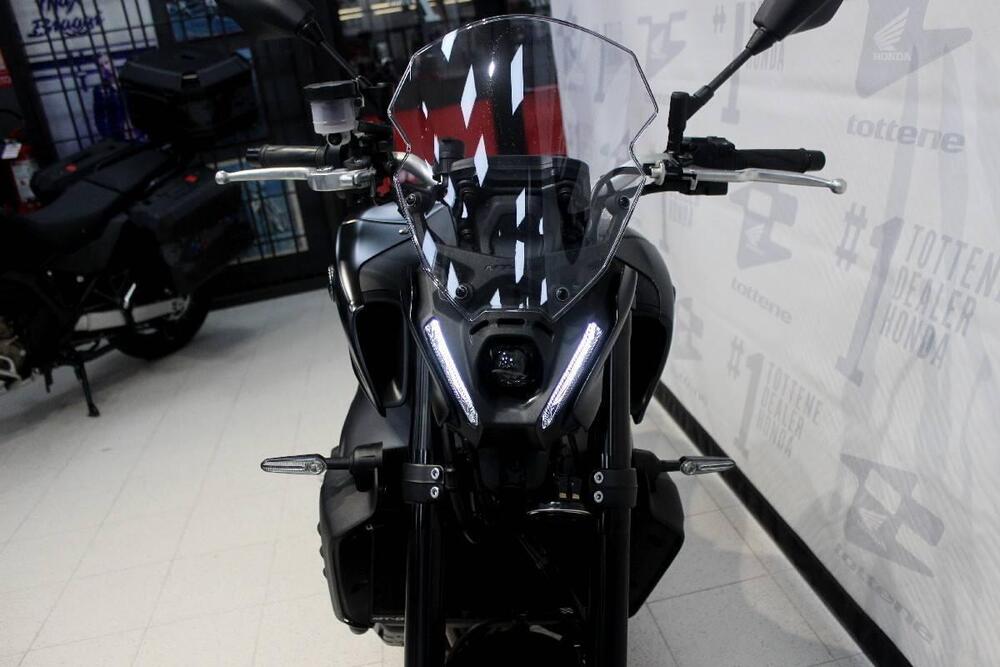 Yamaha MT-09 (2021 - 23) (4)