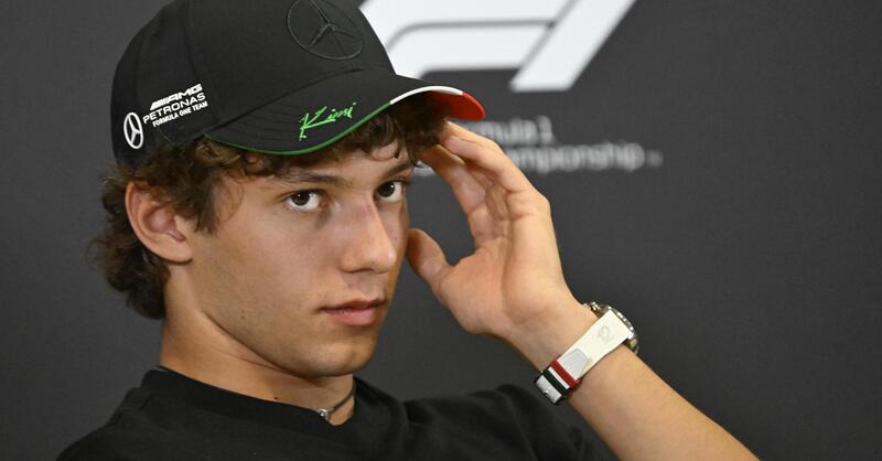 Notte di paura per Kimi Antonelli prima dei test F1 in Bahrain: incidente a San Marino