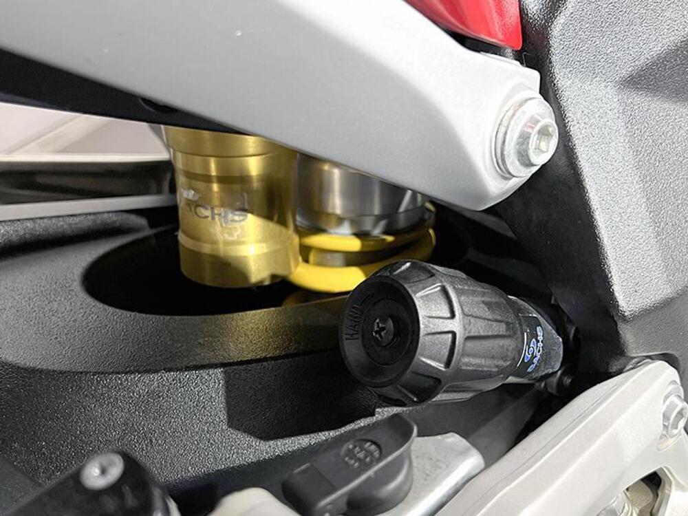 MV Agusta Turismo Veloce 800 Lusso (2014 - 16) (4)