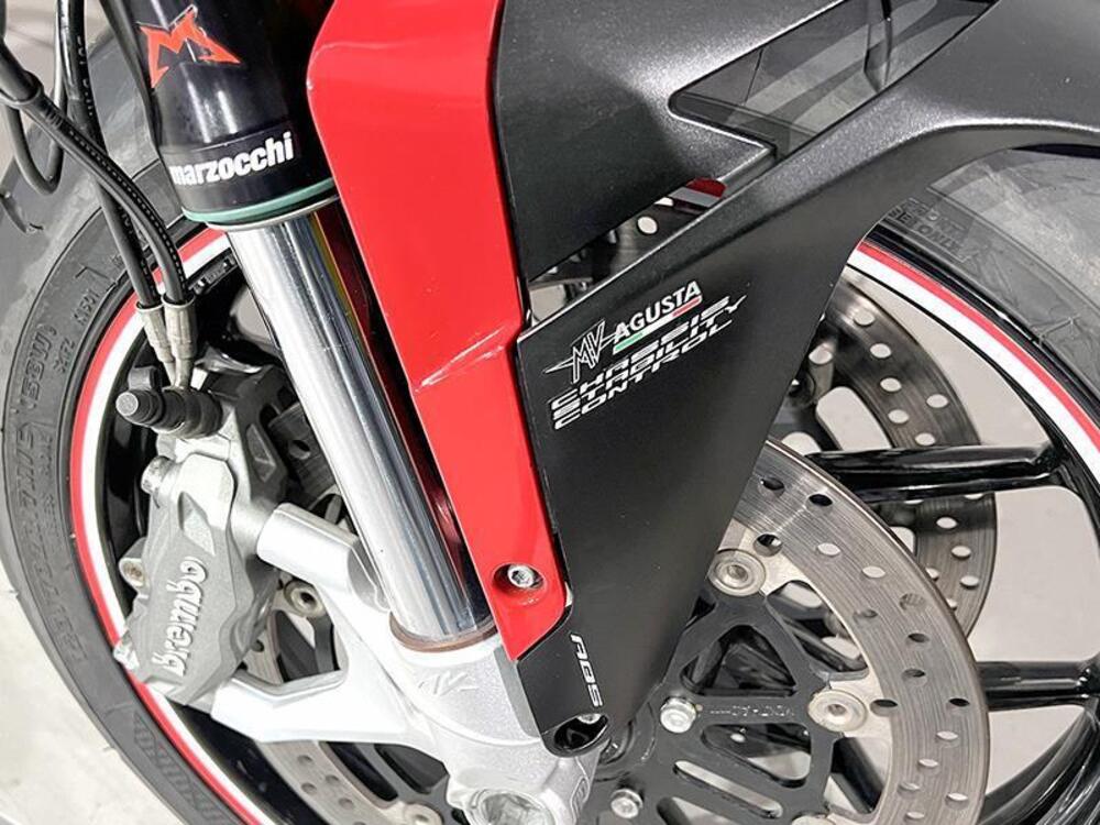 MV Agusta Turismo Veloce 800 Lusso (2014 - 16) (5)