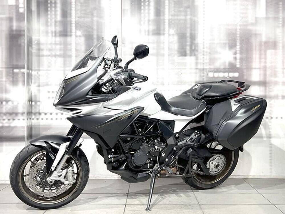 MV Agusta Turismo Veloce 800 Lusso SCS (2017 - 20) (6)