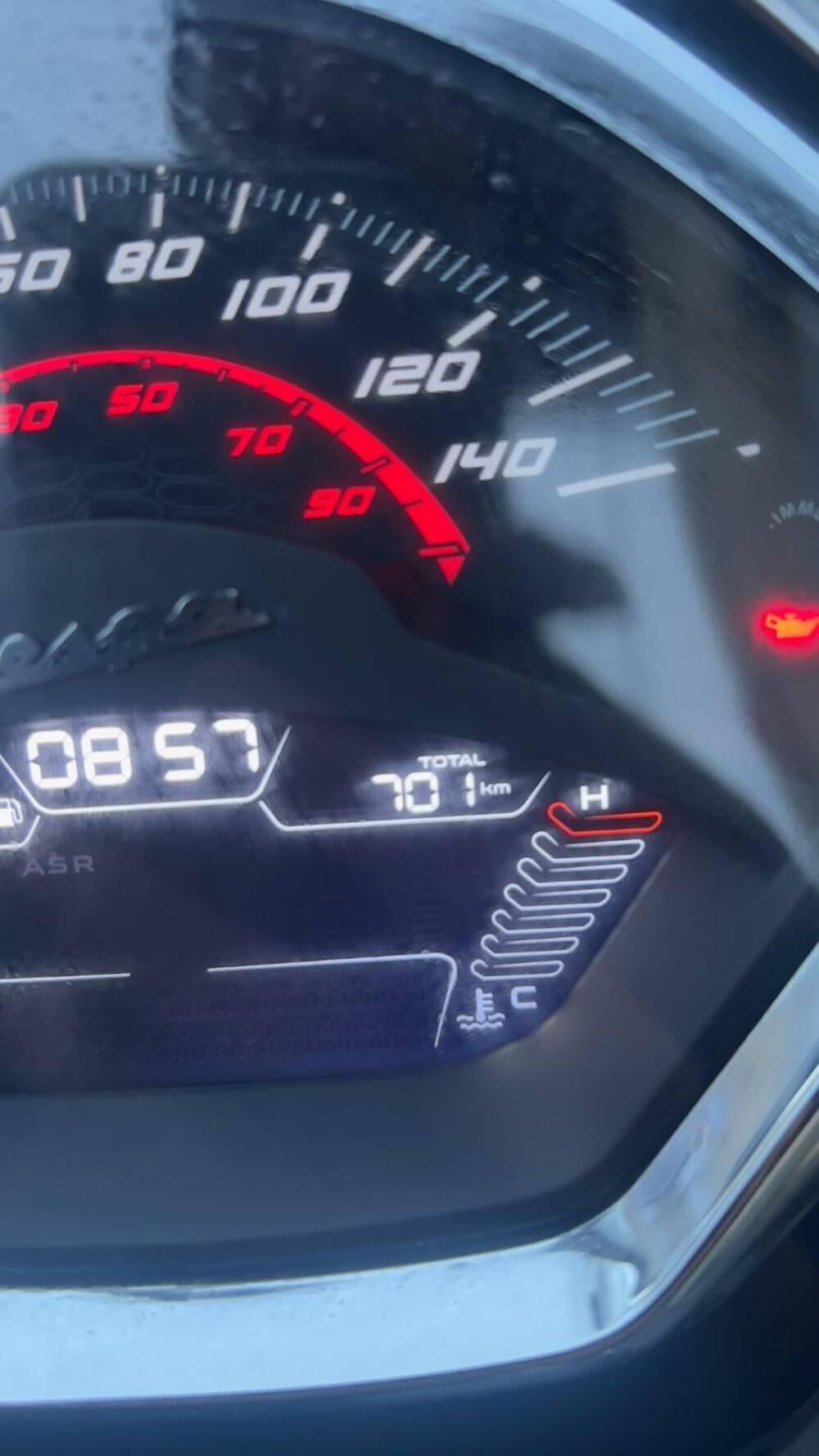 Vespa GTS 310 Super (2025 - 26) (4)