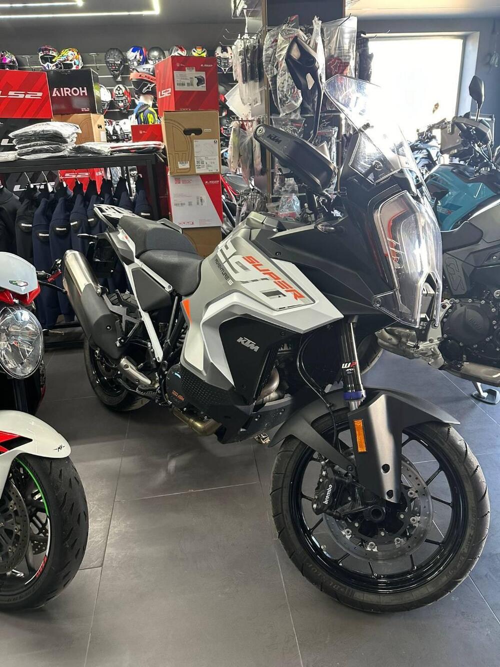 KTM 1290 Super Adventure S (2022 - 25) (4)